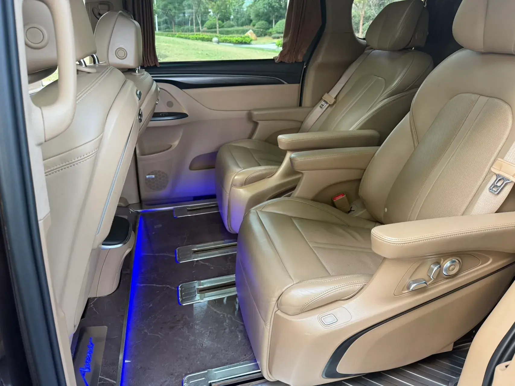 2020 BUICK GL8 thumbnail 4