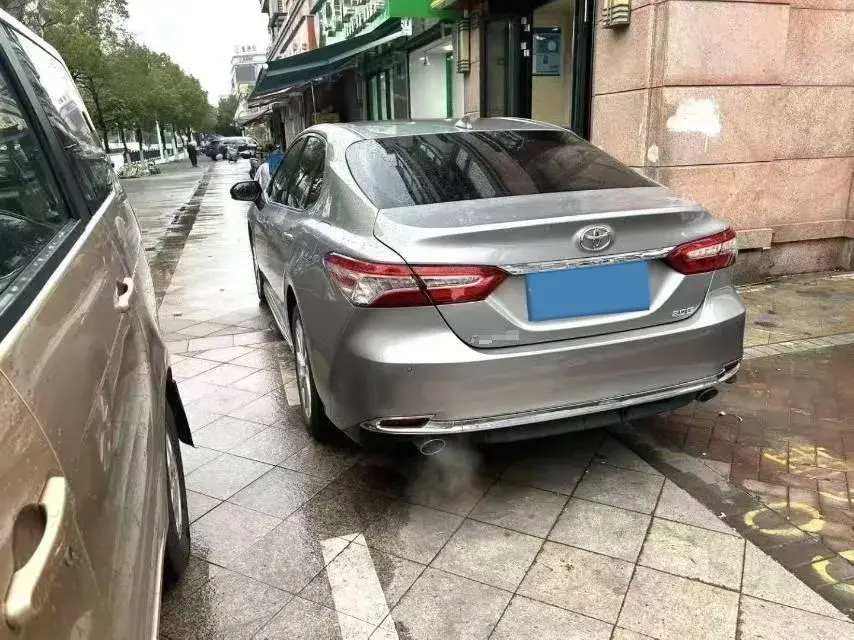 2023 TOYOTA CAMRY thumbnail 2