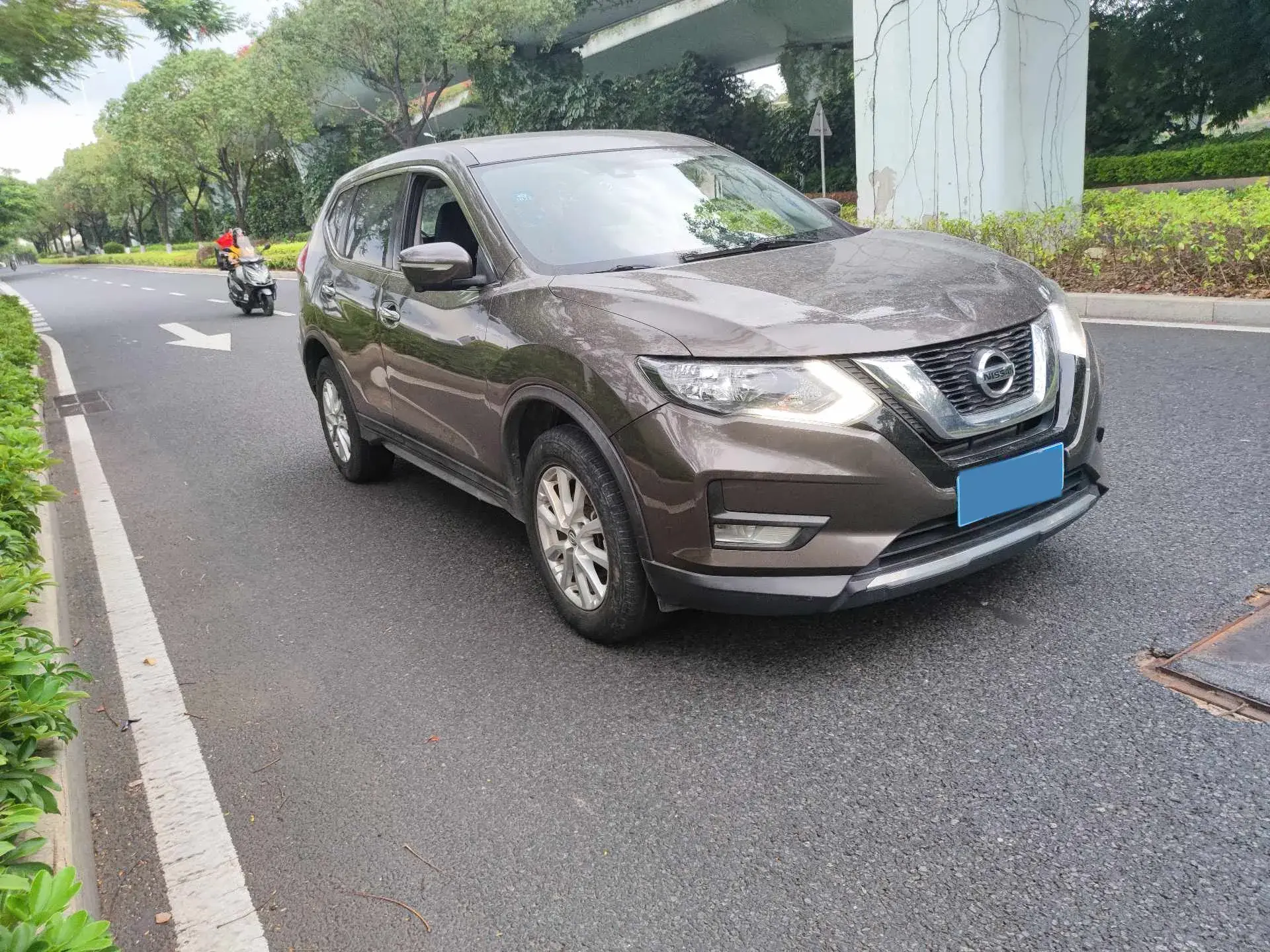 2019 NISSAN X-TRAIL thumbnail 3