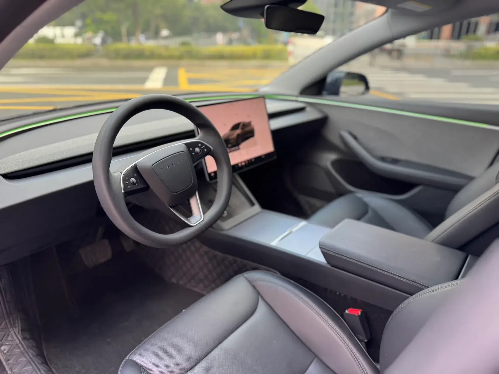 2025 TESLA MODEL thumbnail 4