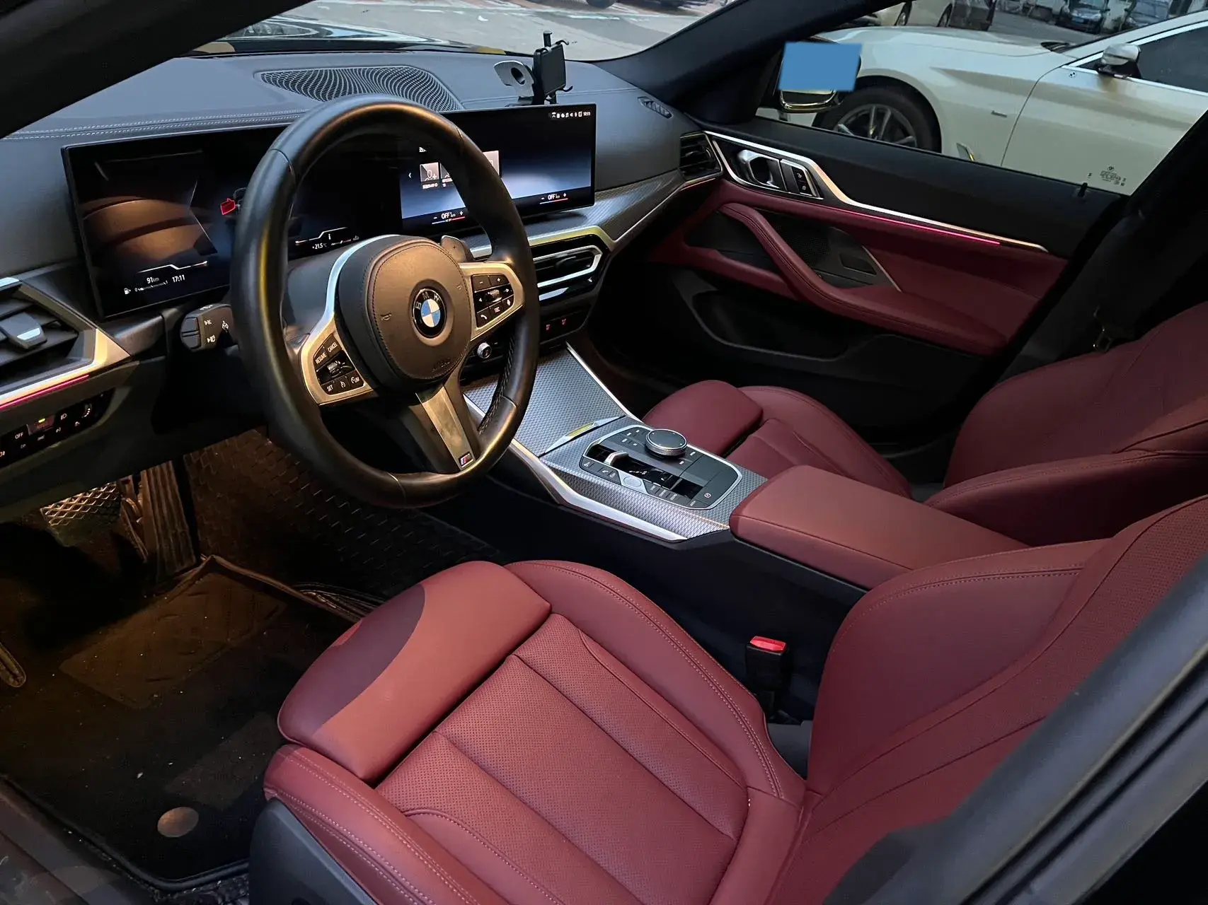 2023 BMW 2 thumbnail 3