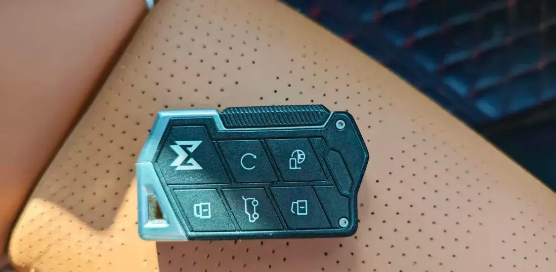 2023 M HERO thumbnail 2