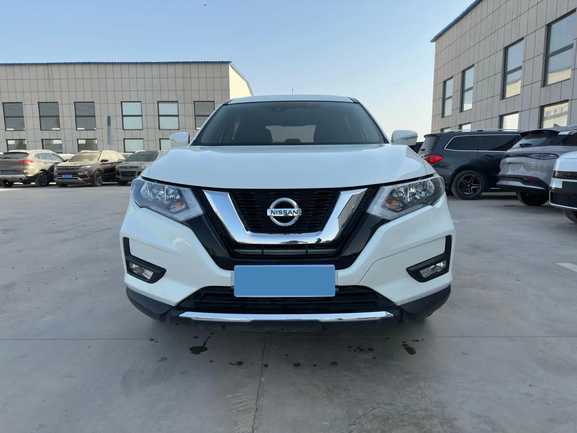 2023 NISSAN X-TRAIL thumbnail 2