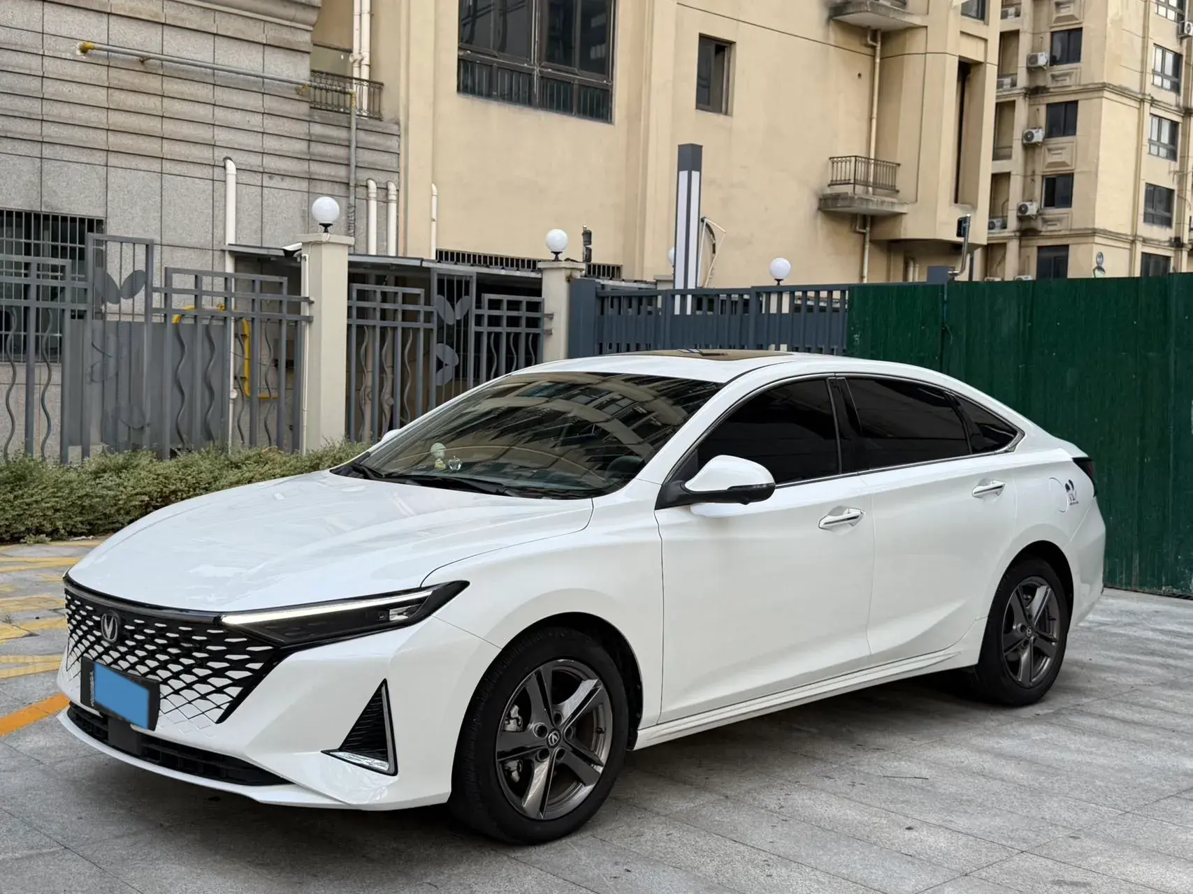 2023 CHANGAN RAETON view 1