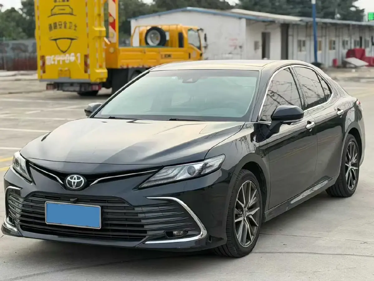 2021 Toyota Camry 2.5L 209HP L4 8AT