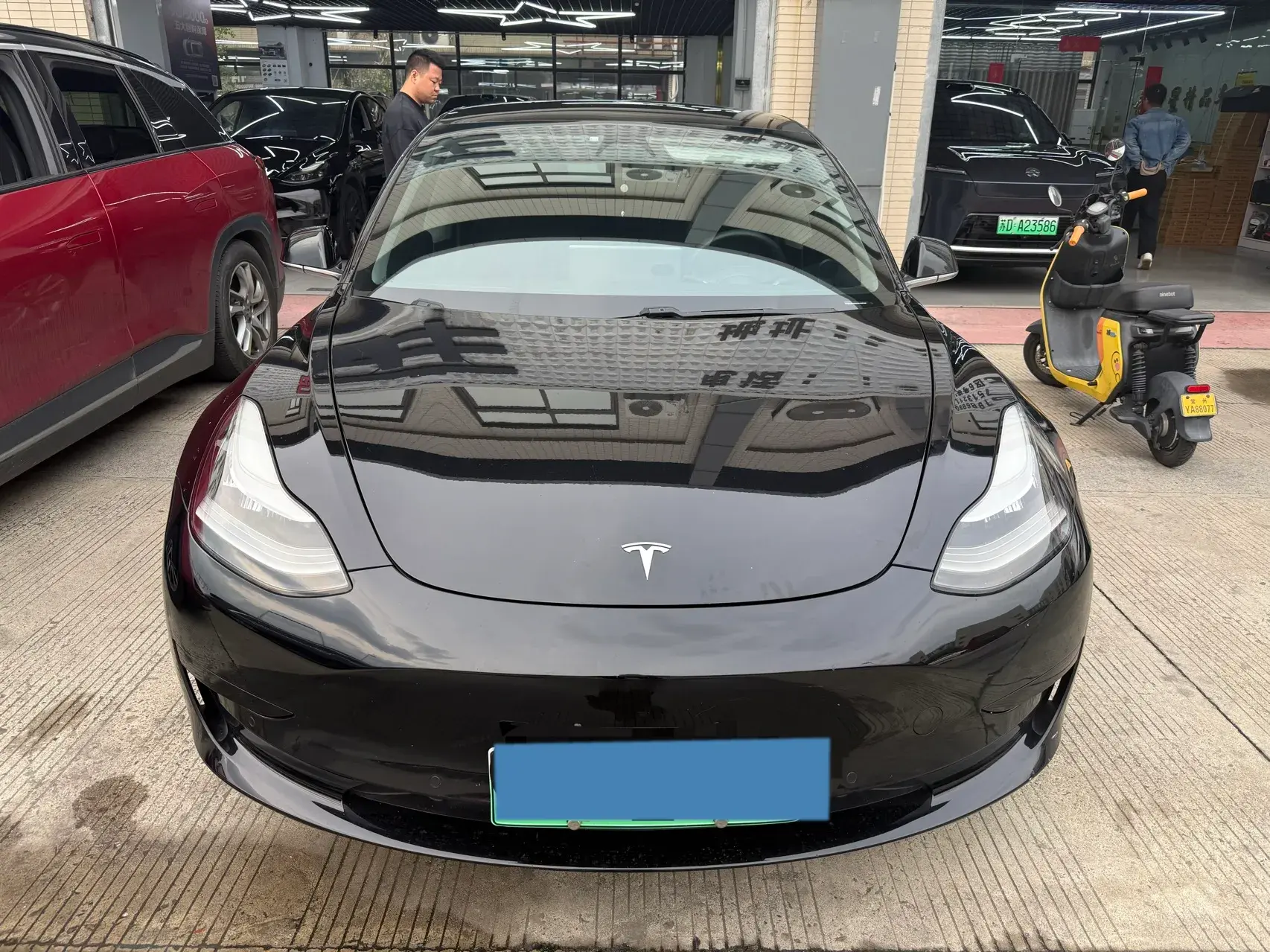 2019 TESLA MODEL thumbnail 4