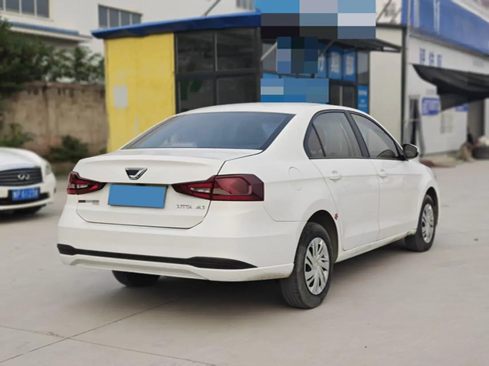 2021 JETTA VA3 thumbnail 4