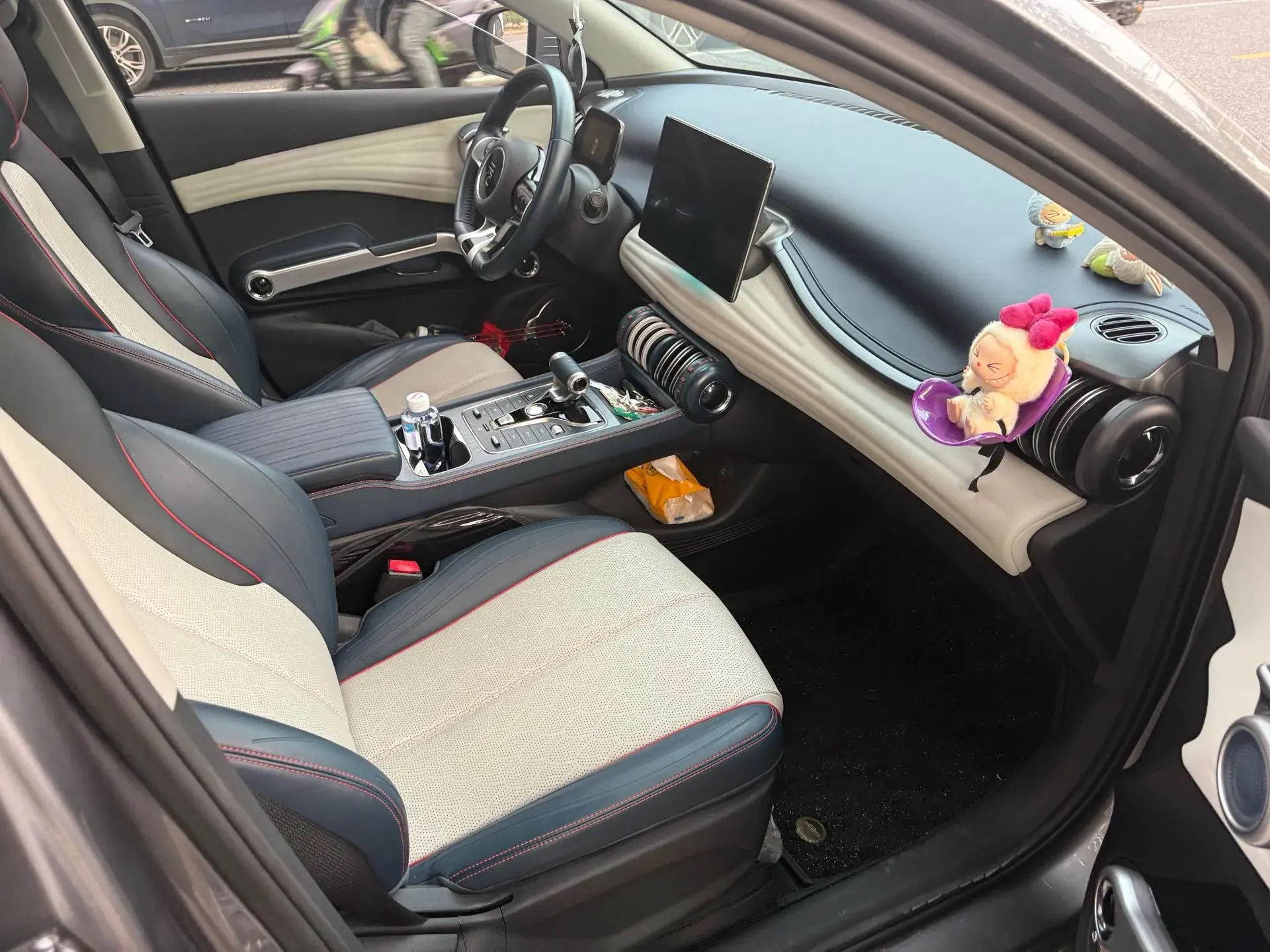 2022 BYD YUAN thumbnail 3