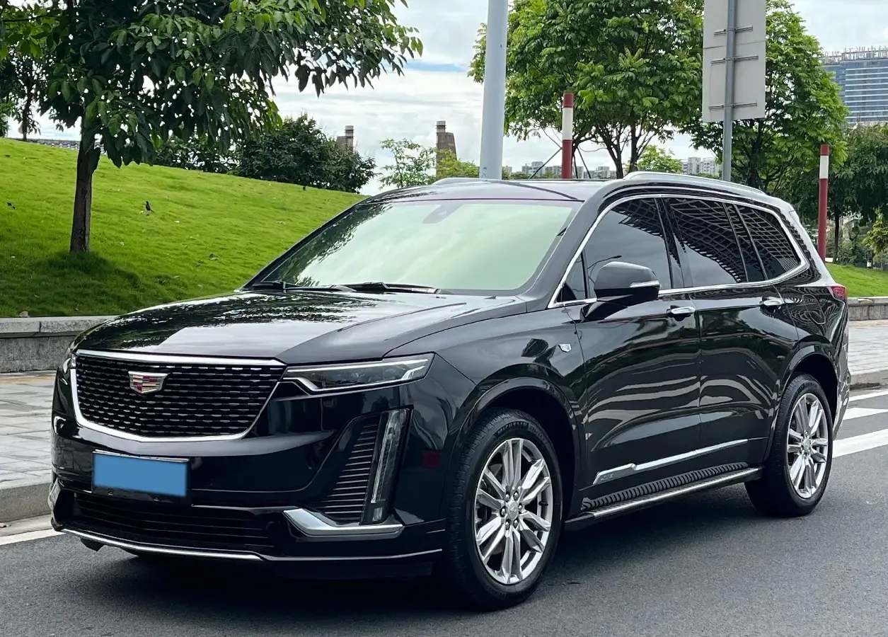 2022 Cadillac XT6 2.0T 237HP L4 9AT