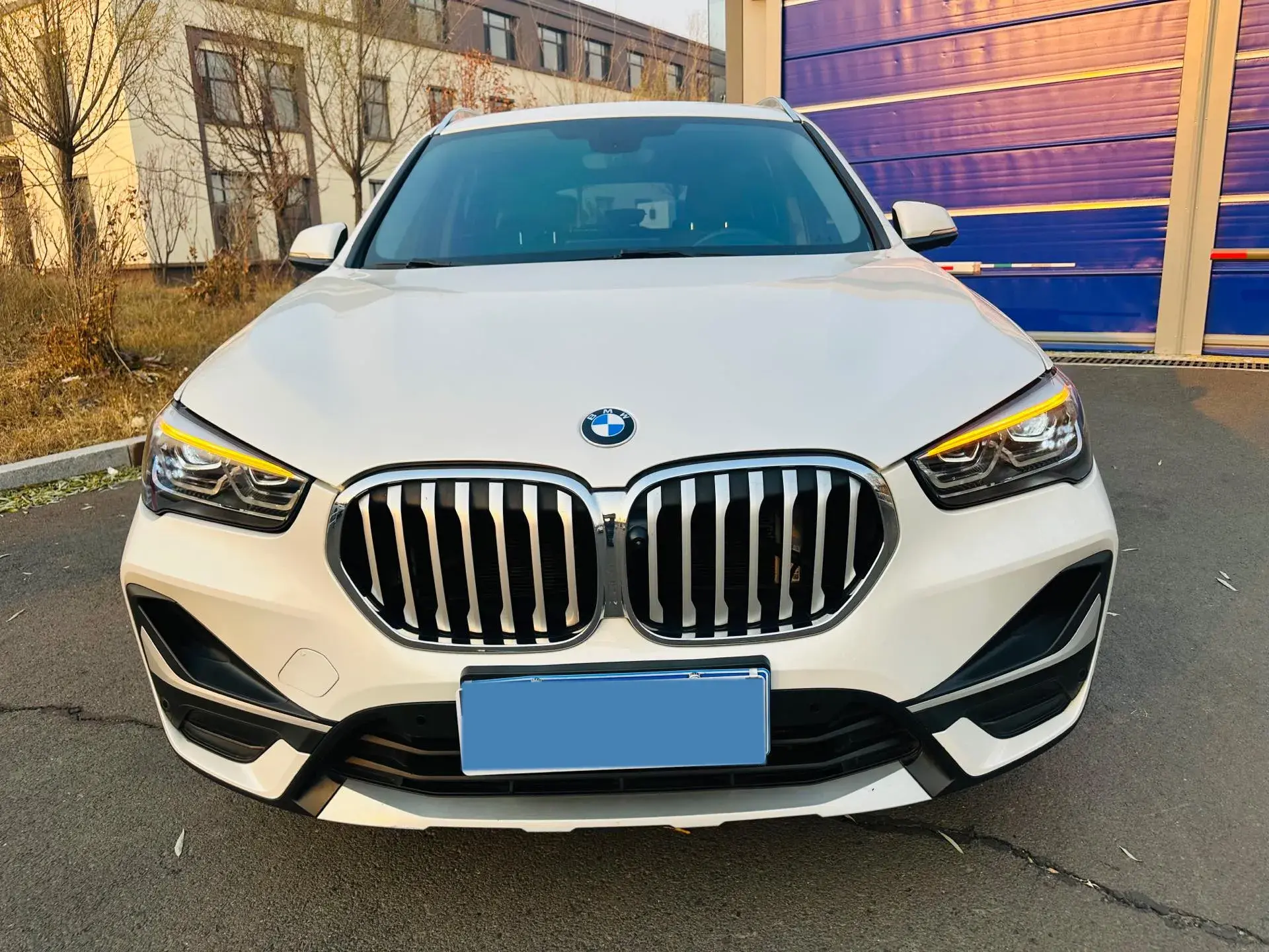 2020 BMW X1 thumbnail 2