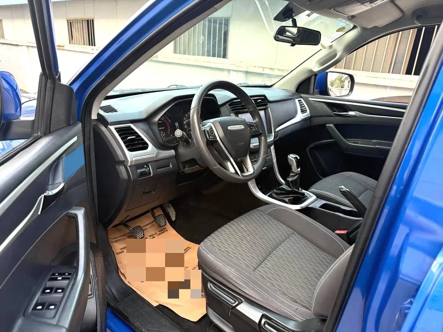 2021 MAXUS T70 thumbnail 3