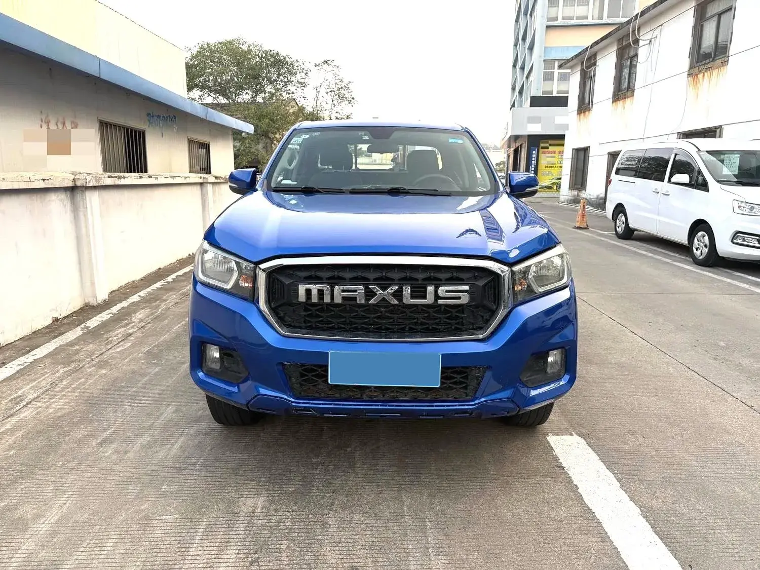 2021 MAXUS T70 thumbnail 2