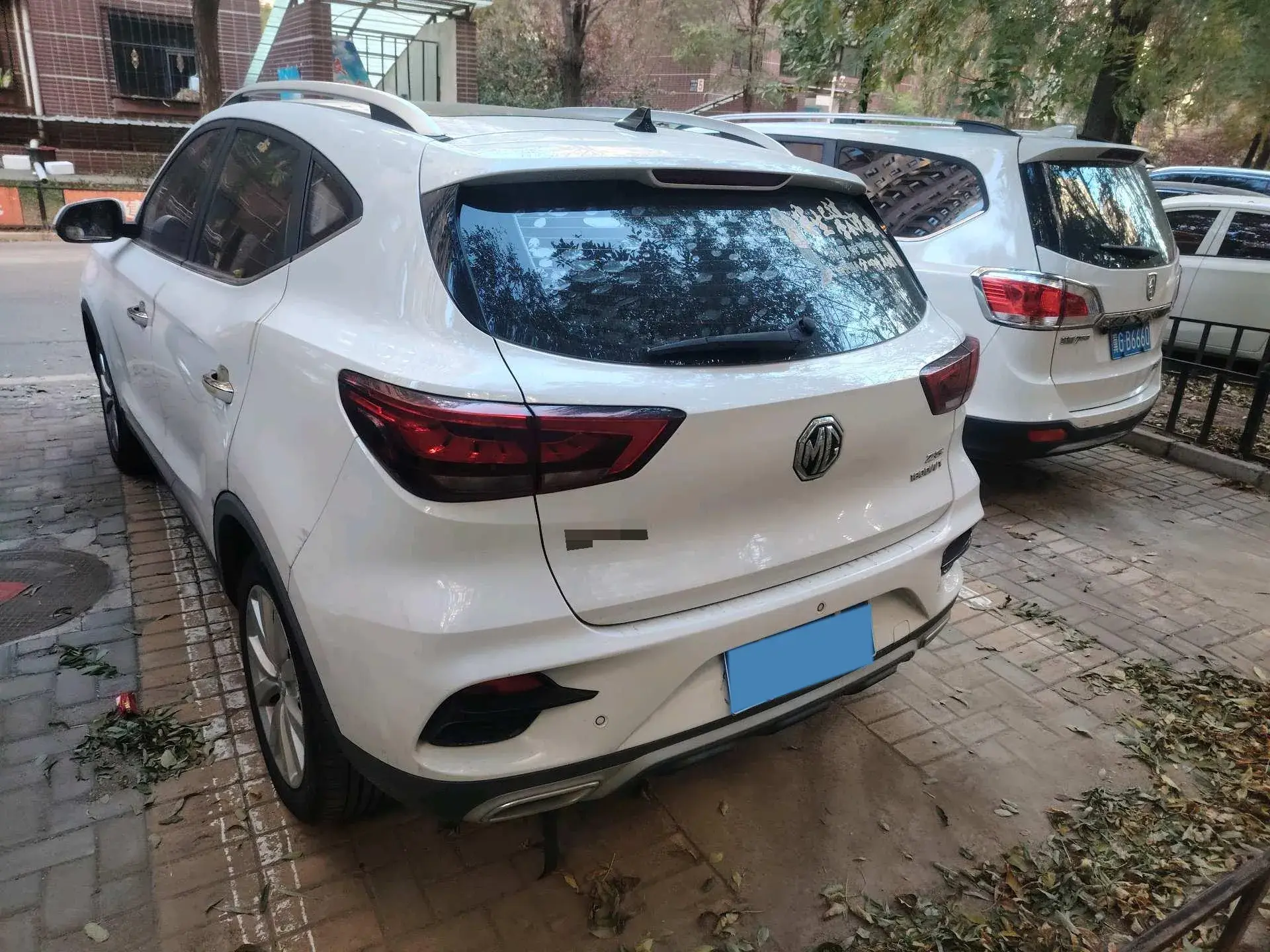 2020 MG ZS thumbnail 3