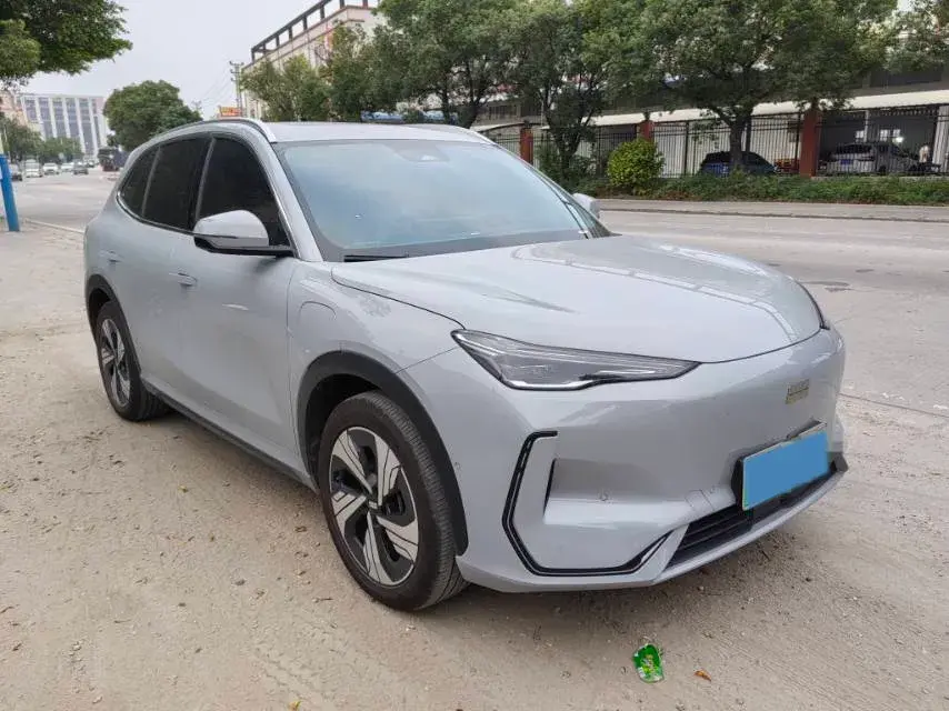 2024 GEELY GALAXY thumbnail 3