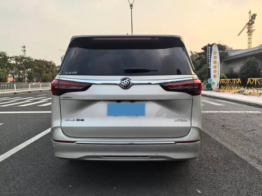 2021 BUICK GL8 thumbnail 4