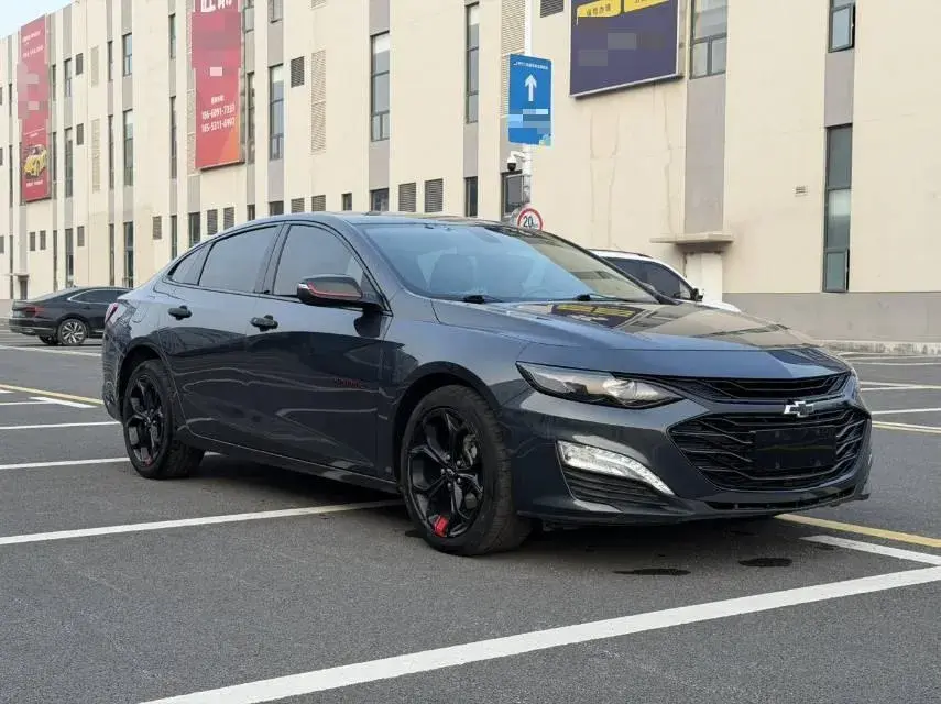 2020 CHEVROLET MALIBU thumbnail 3