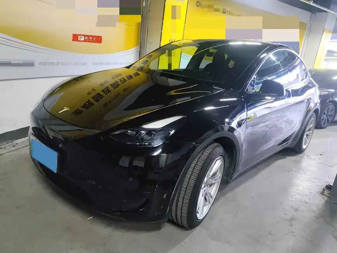 2022 TESLA MODEL view 1