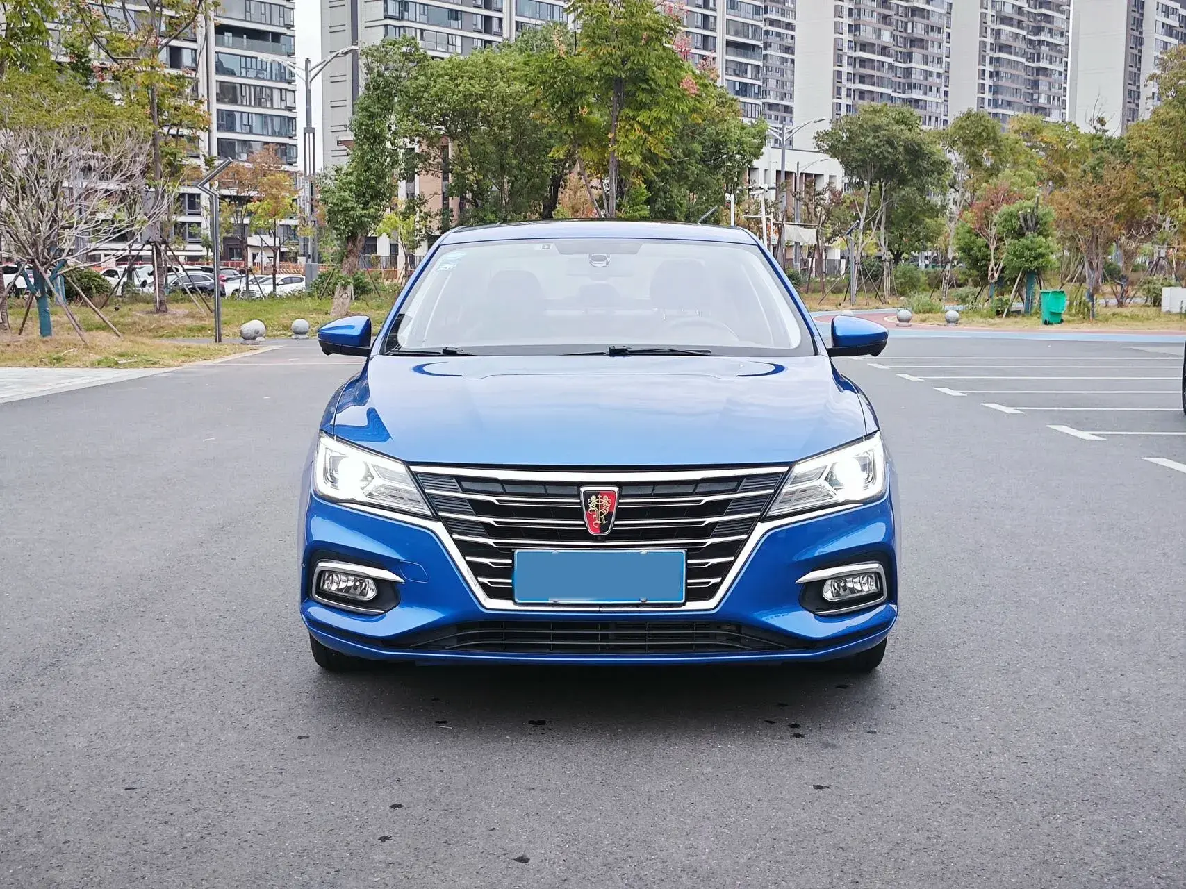 2020 ROEWE I5 thumbnail 2