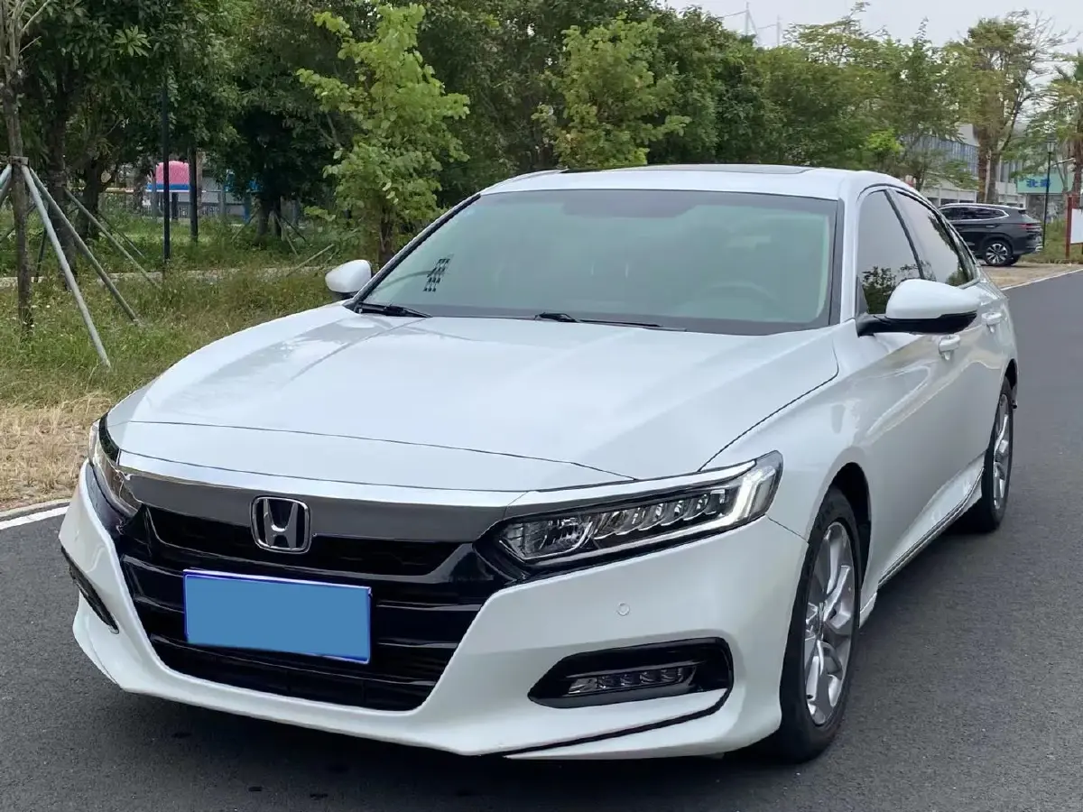 2018 Honda Accord 1.5T 194HP L4 CVT
