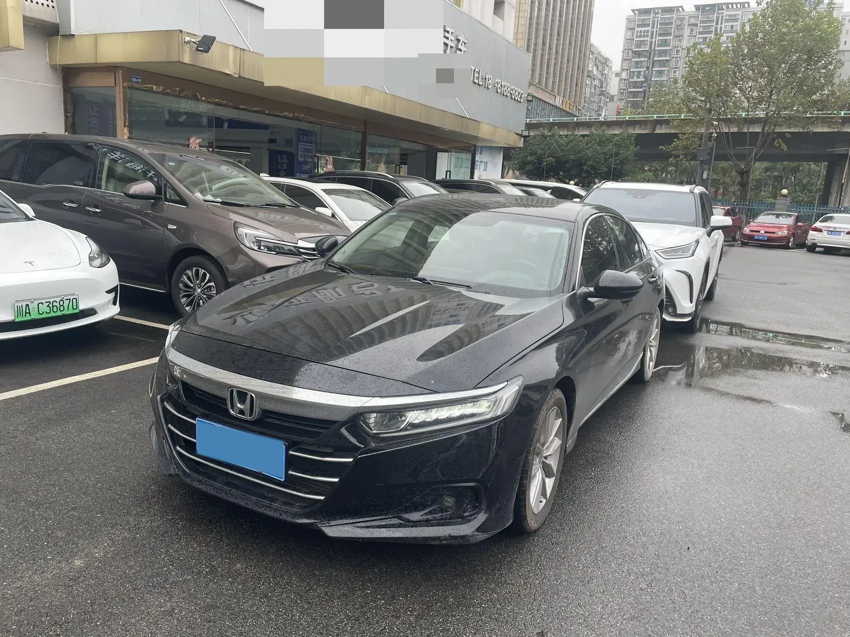 2022 HONDA ACCORD view 1