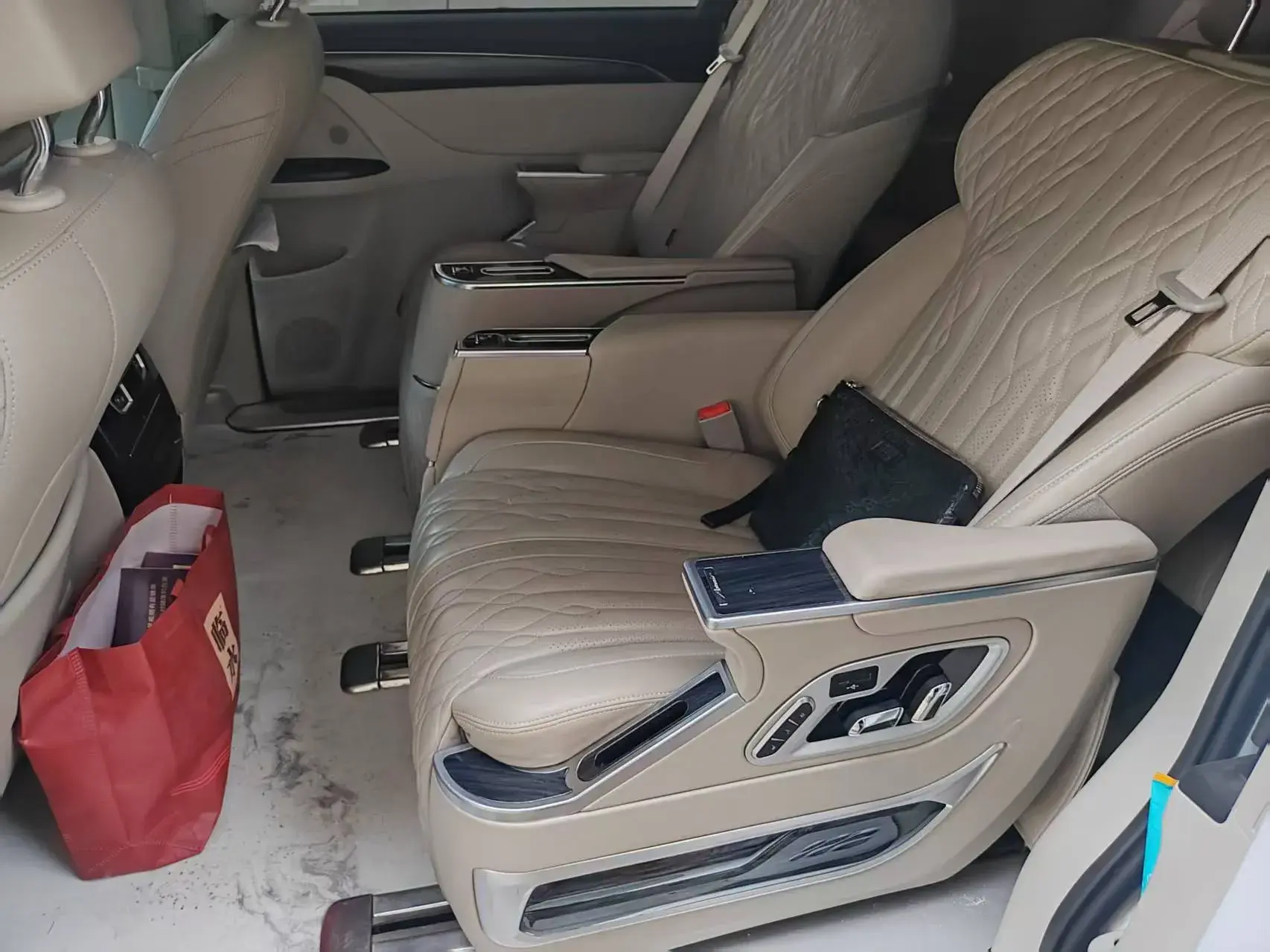 2022 BUICK GL8 thumbnail 3