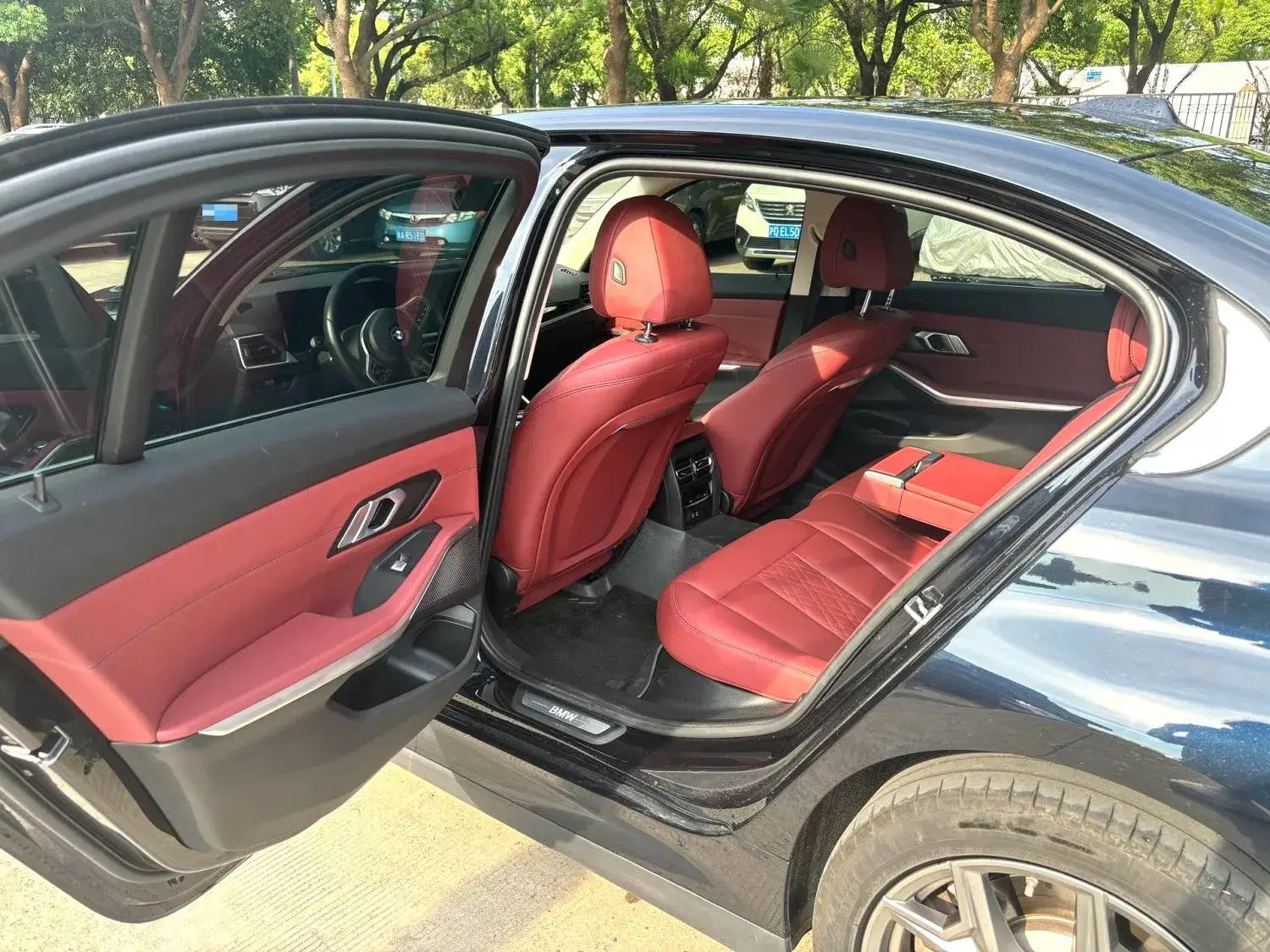 2024 BMW I3 thumbnail 4