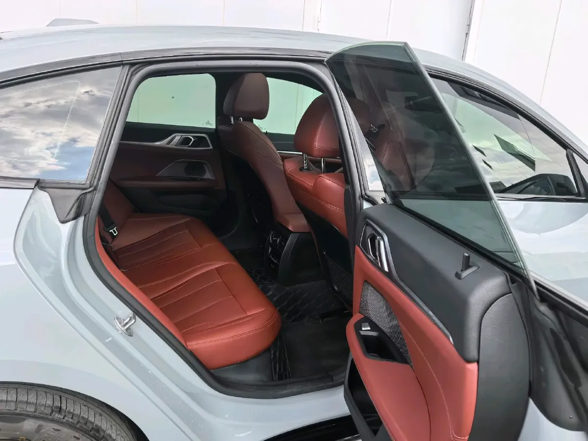2023 BMW i4 BEV 83.9KWH,autocango,china used car exporter,china ev exporter,chinese used car exporter,chinese used ev exporter