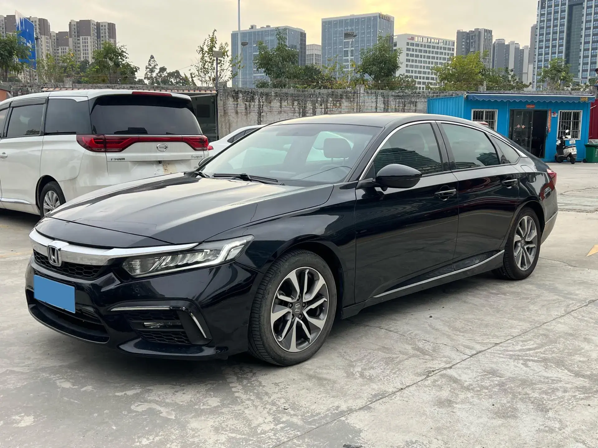 2019 HONDA INSPIRE view 1