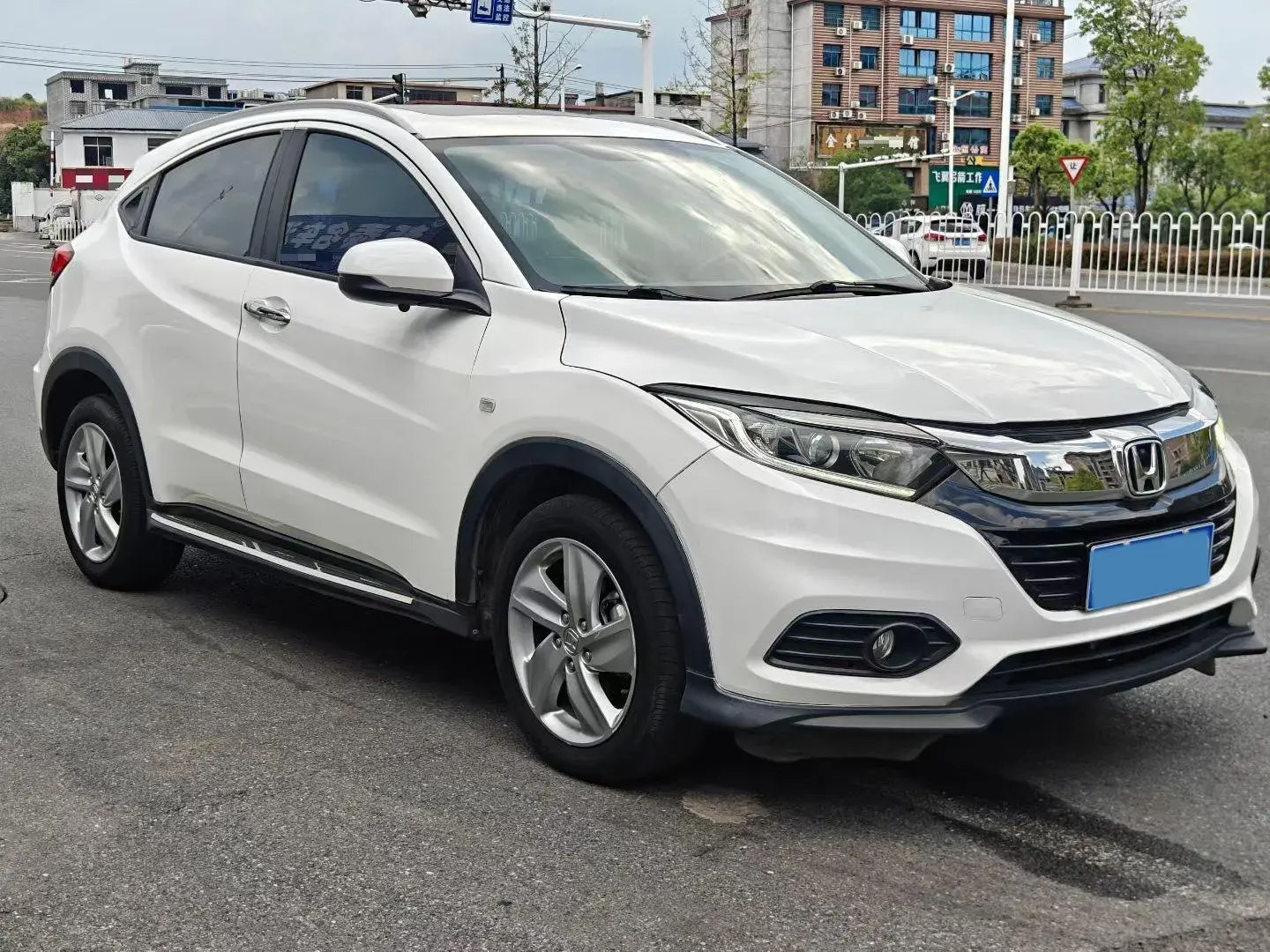2020 HONDA VEZEL thumbnail 3