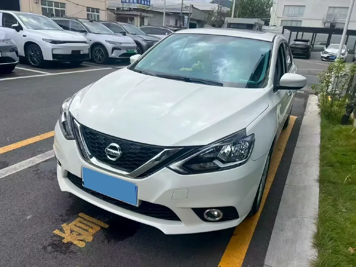2022 Nissan Sylphy 1.6L 122HP L4 CVT