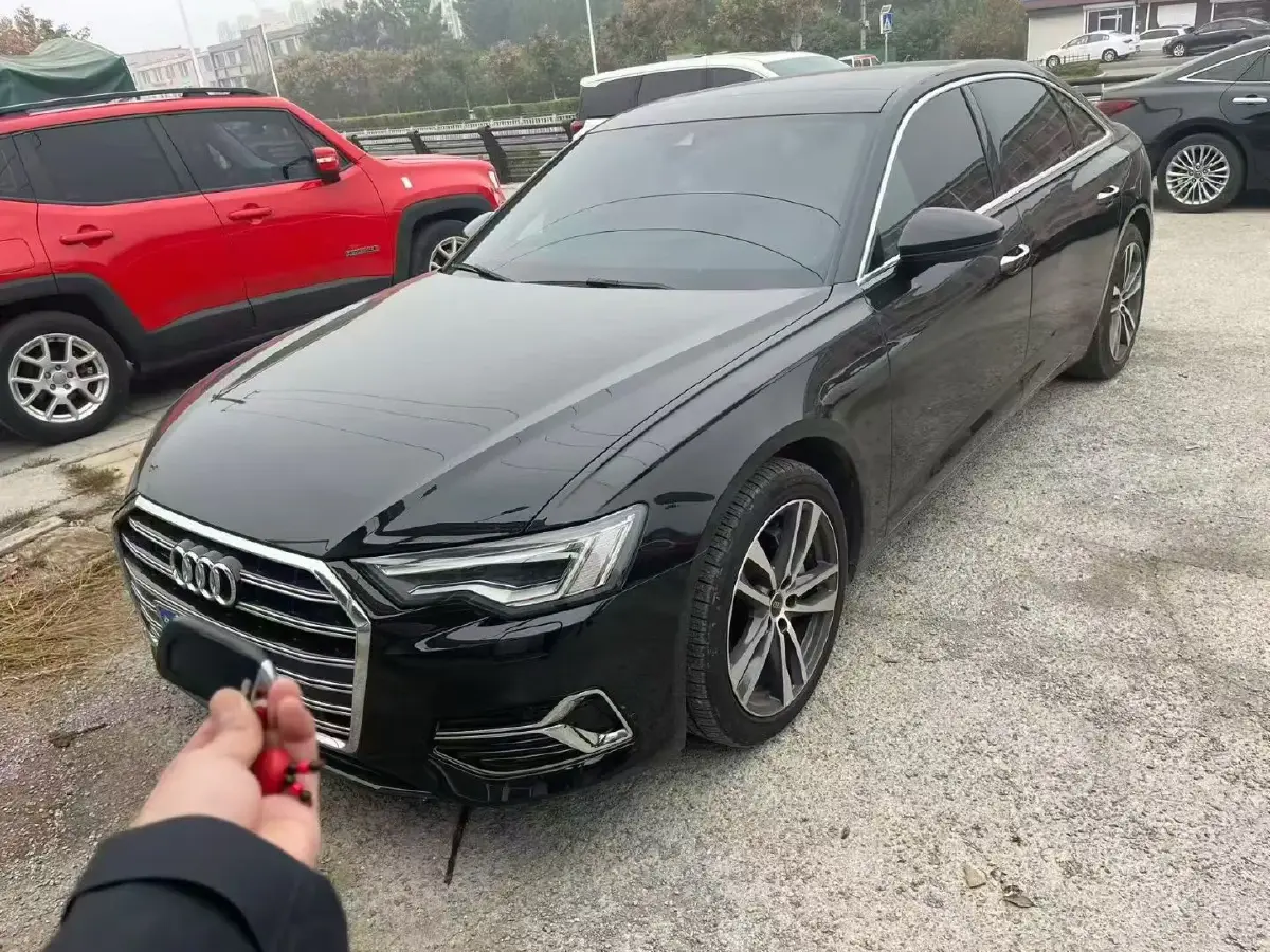 2023 Audi A6L 2.0T 190HP L4 7DCT