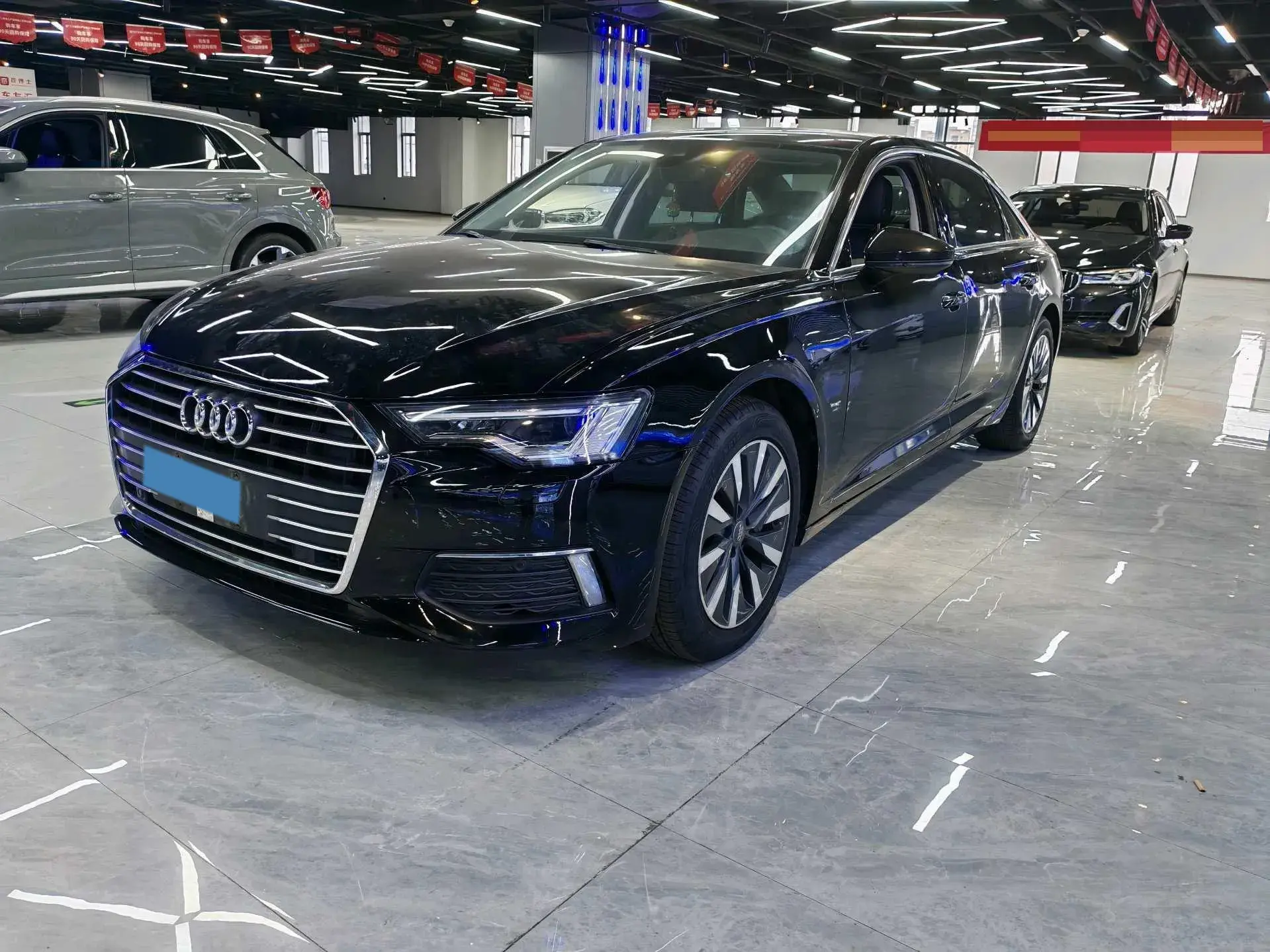 2021 AUDI A6L view 1