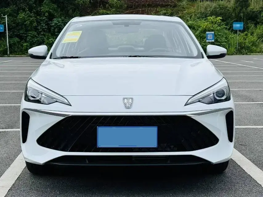 2023 ROEWE I5 thumbnail 2