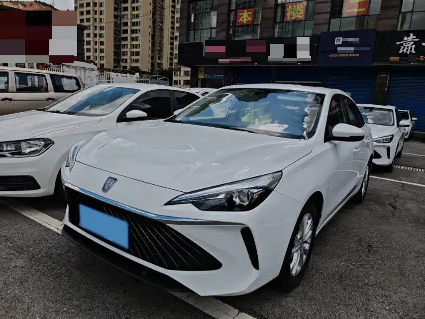 2023 ROEWE I5 view 1