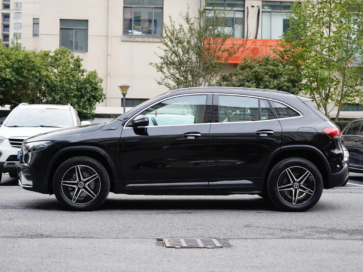 2022 Mercedes-Benz EQA Class BEV 73.5KWH,autocango,china used car exporter,china ev exporter,chinese used car exporter,chinese used ev exporter