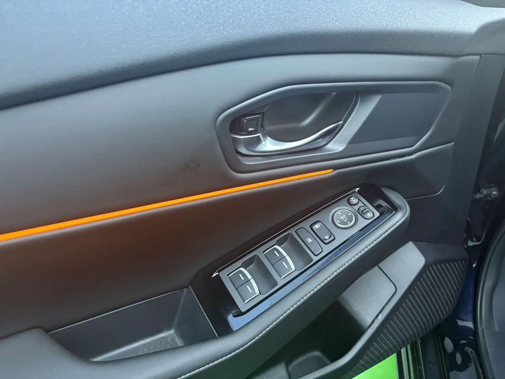 2023 HONDA ACCORD thumbnail 4