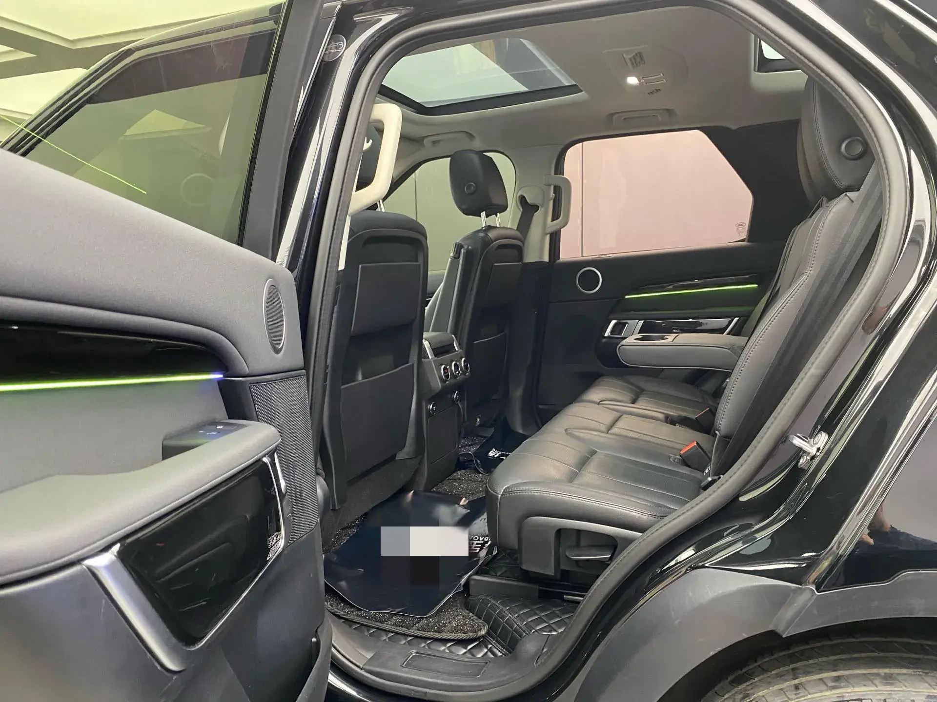 2020 LAND ROVER thumbnail 4