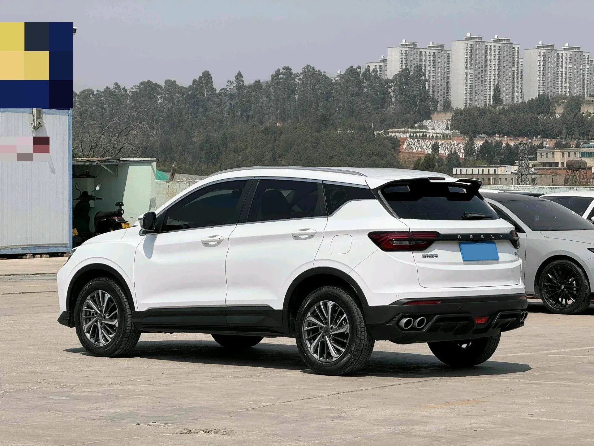 2021 GEELY COOLRAY thumbnail 4