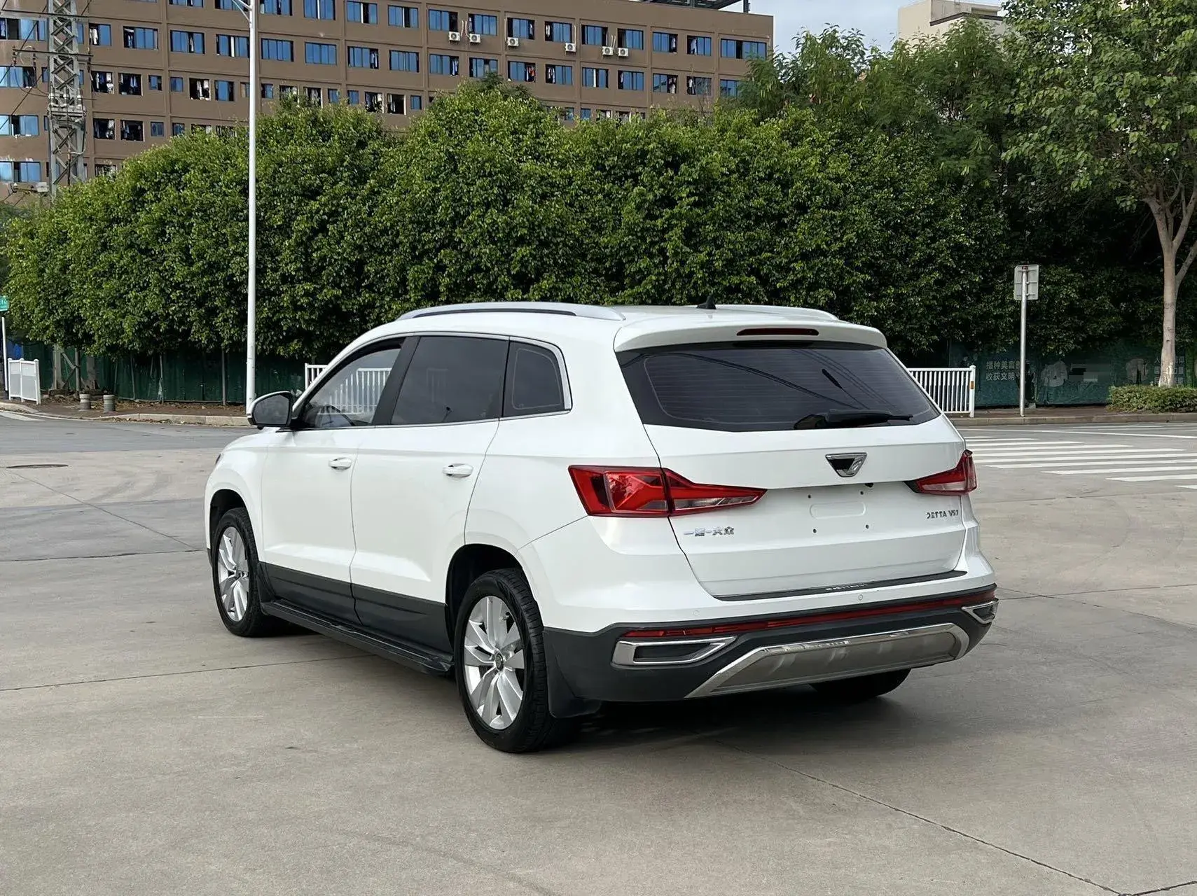 2020 JETTA VS7 thumbnail 4