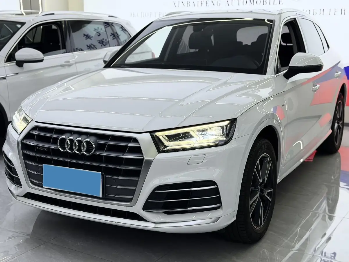 2020 Audi Q5L 2.0T 190HP L4 7DCT