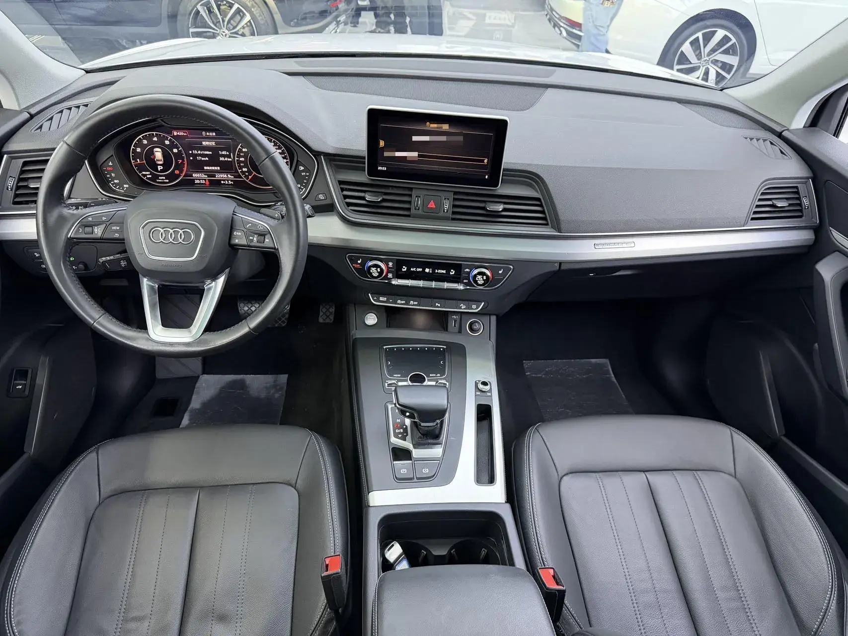 2020 AUDI Q5L thumbnail 4