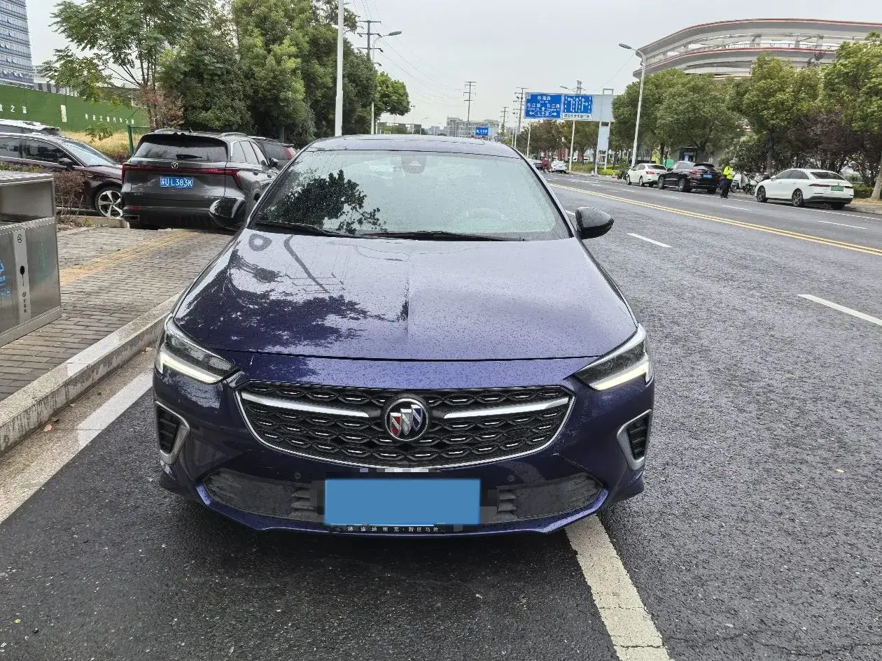 2021 BUICK REGAL thumbnail 2