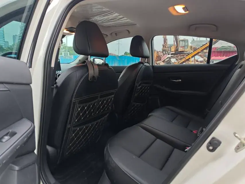 2023 NISSAN SYLPHY thumbnail 4