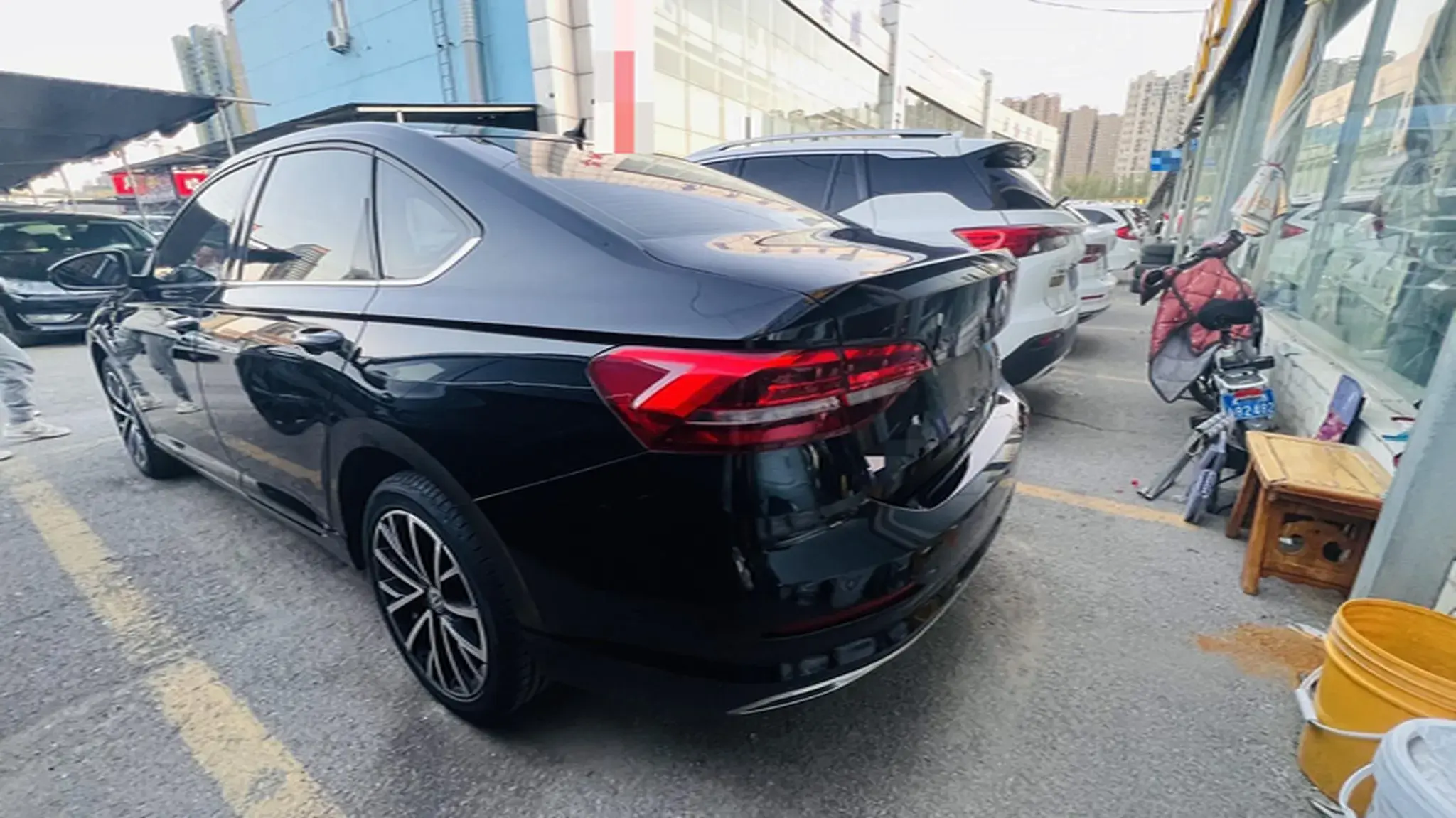 2019 VOLKSWAGEN LAVIDA thumbnail 4