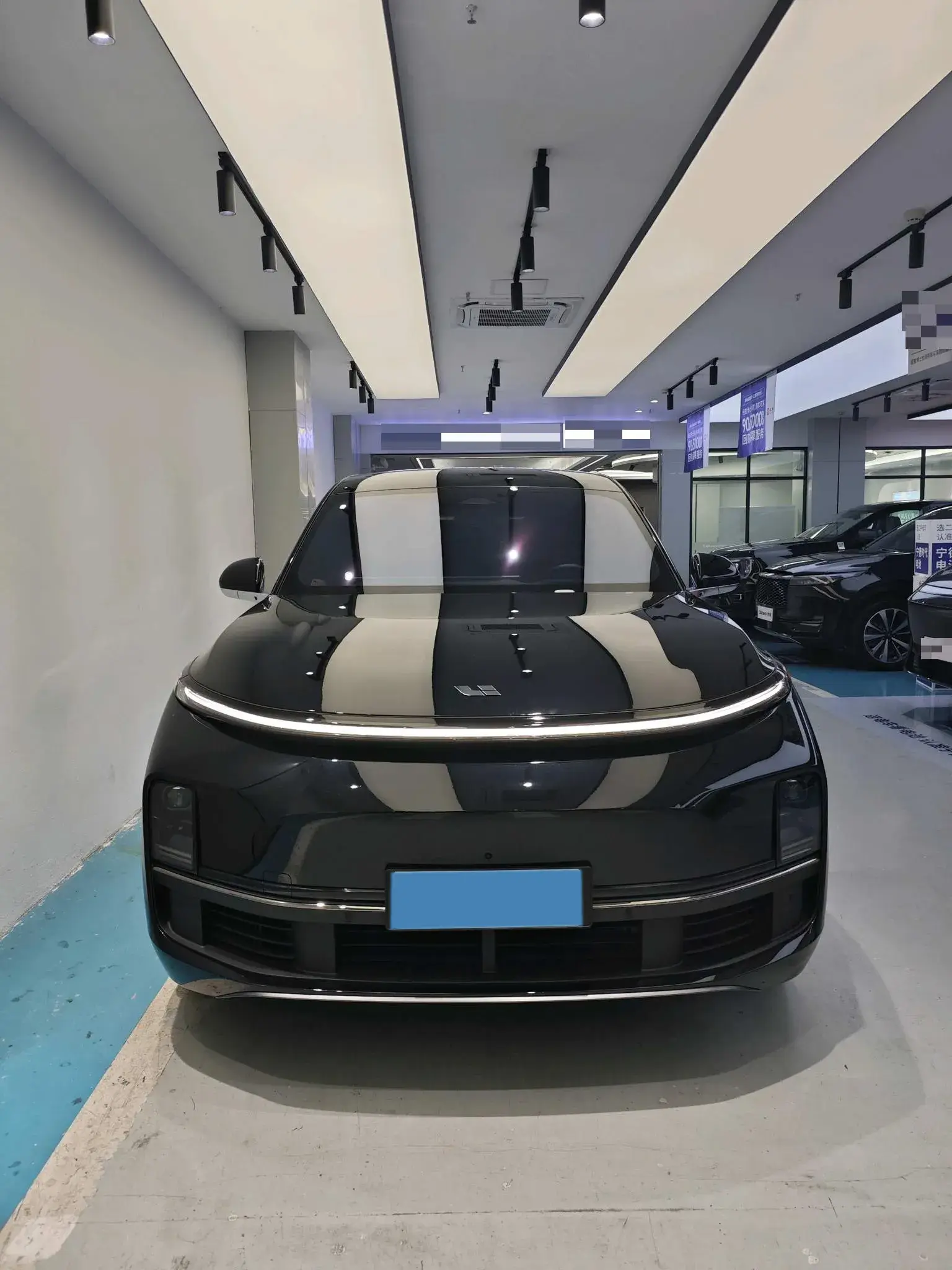 2024 LI L8 thumbnail 2