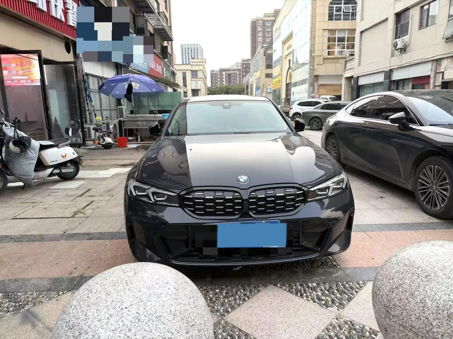 2024 BMW 3 thumbnail 2