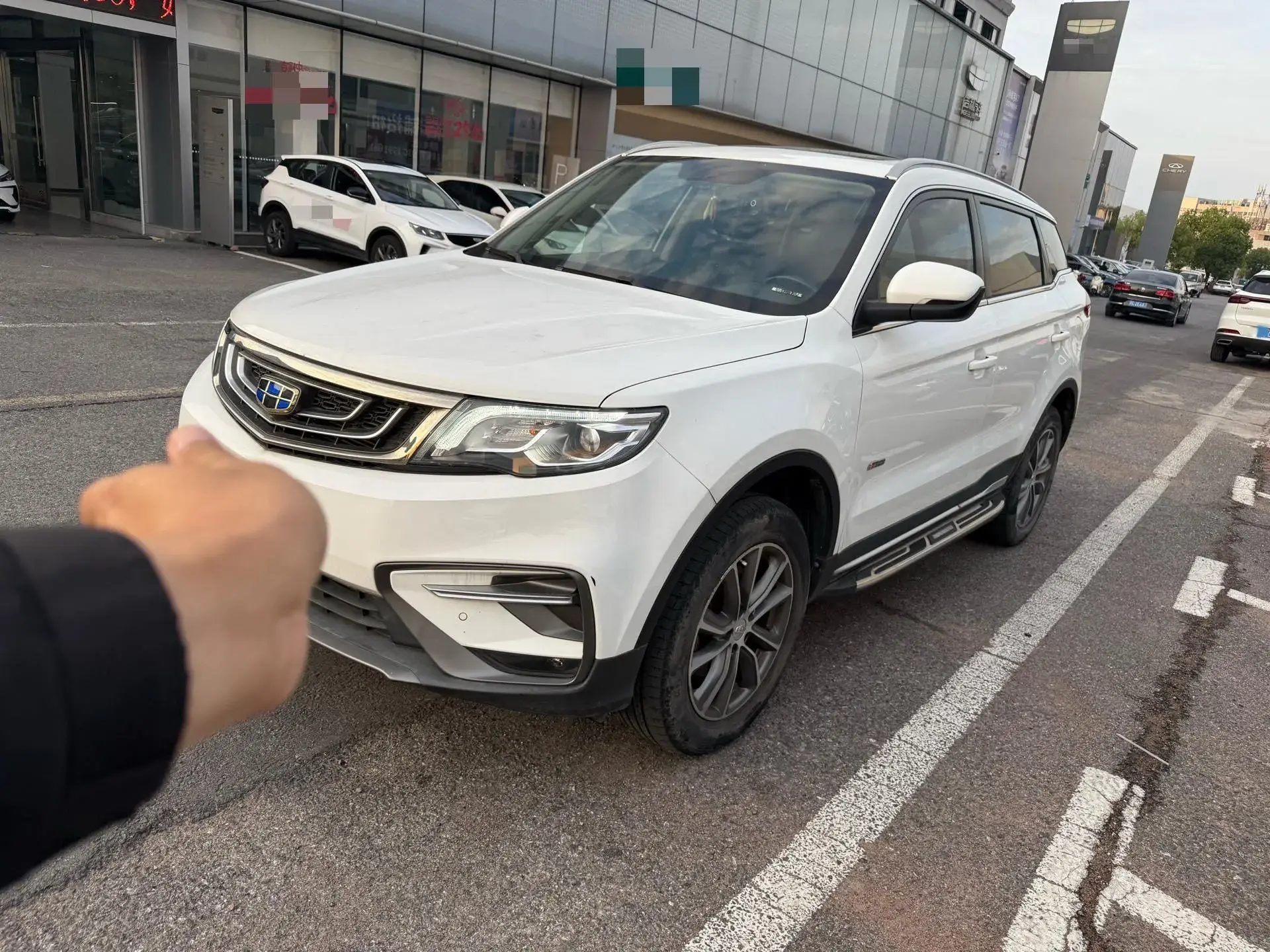 2018 GEELY AZKARRA view 1