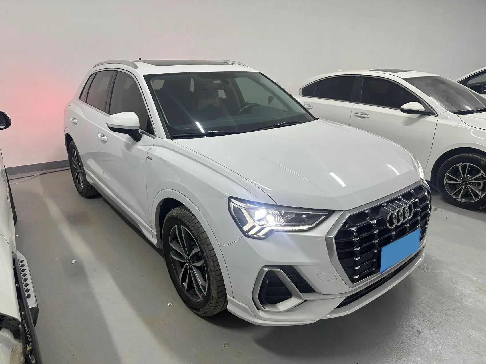 2021 AUDI Q3 thumbnail 3