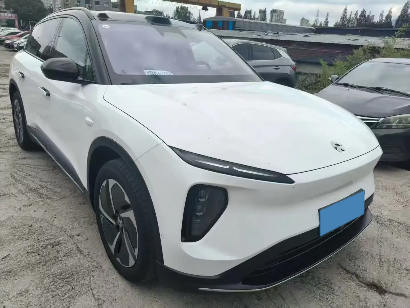 2025 NIO ES6 thumbnail 2