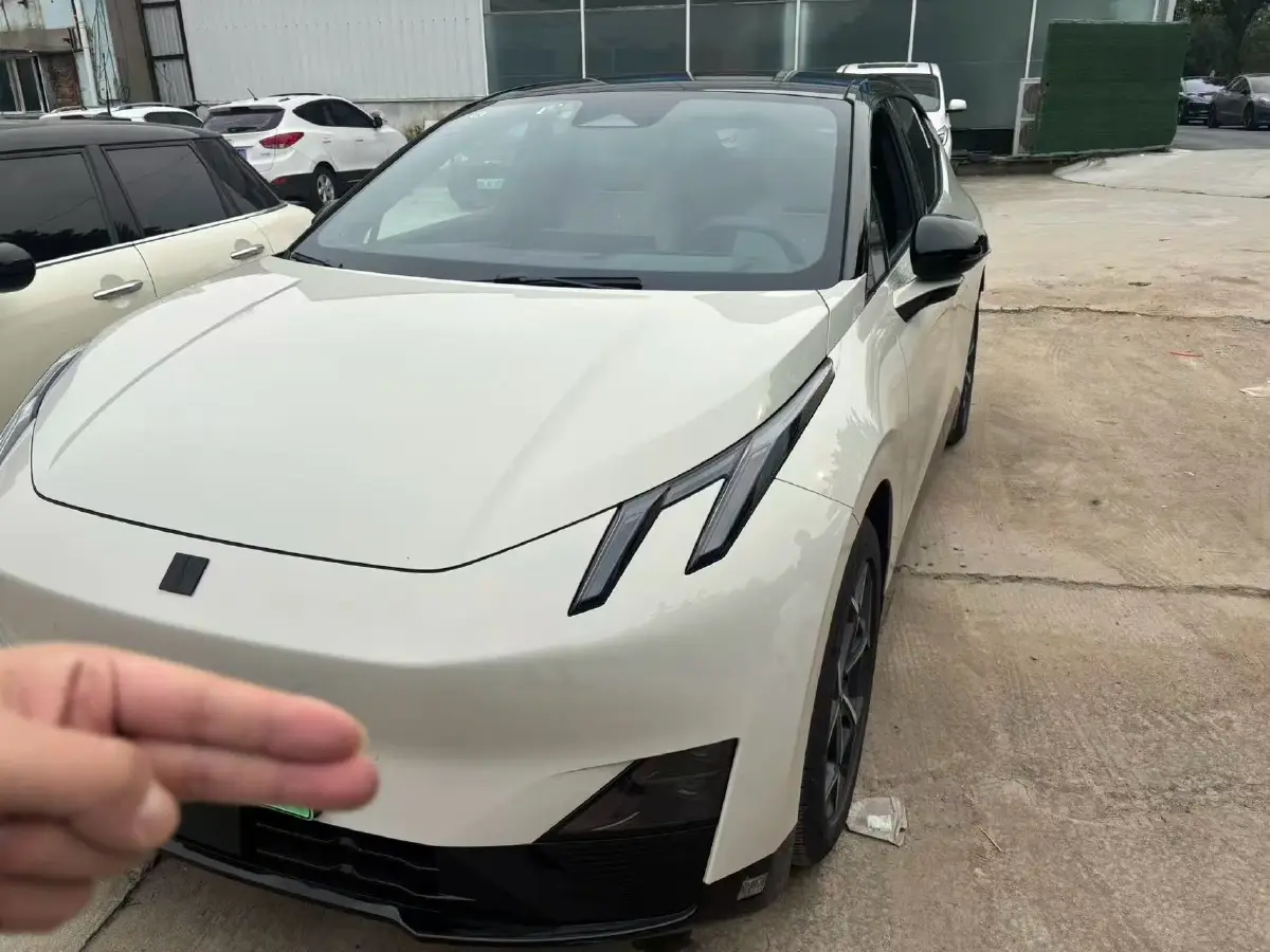 2025 LYNK&CO Z20 BEV 61.47KWH